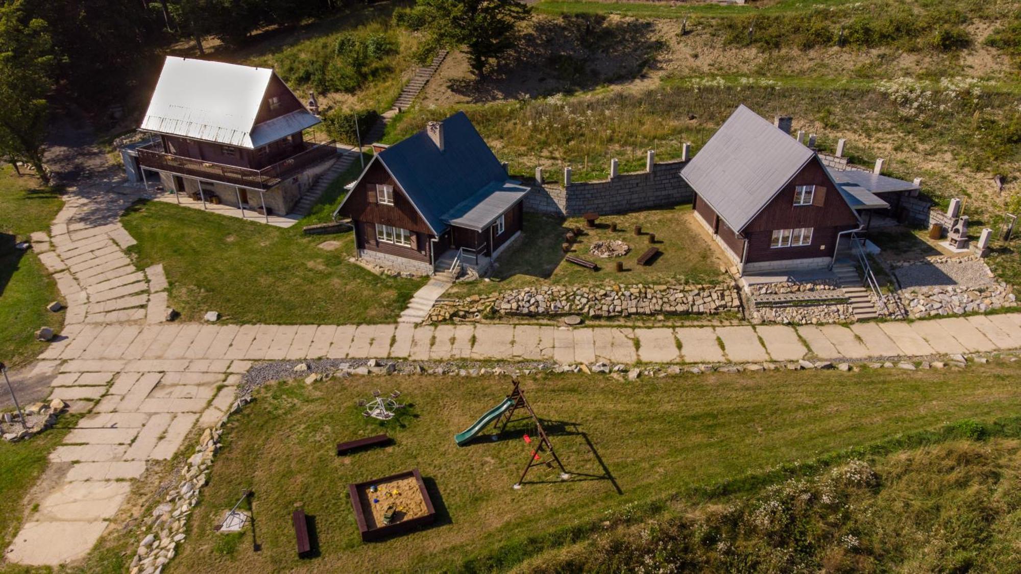 Rodinne Chaty Moravanpark - Ubytovani V Srdci Valasska Podkopna Lhota Exterior photo